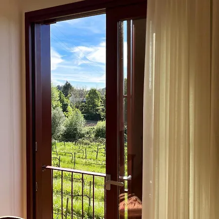 Quinta De Chousas - - Bauernhof *